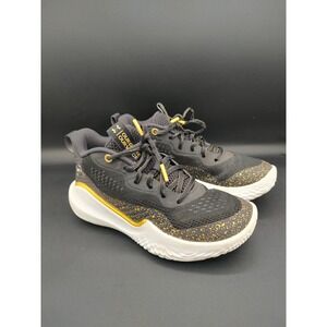 Under Armour Curry Flow 8 Our Home Our Voice Black Gold 3024594-002 Womens 7.5
